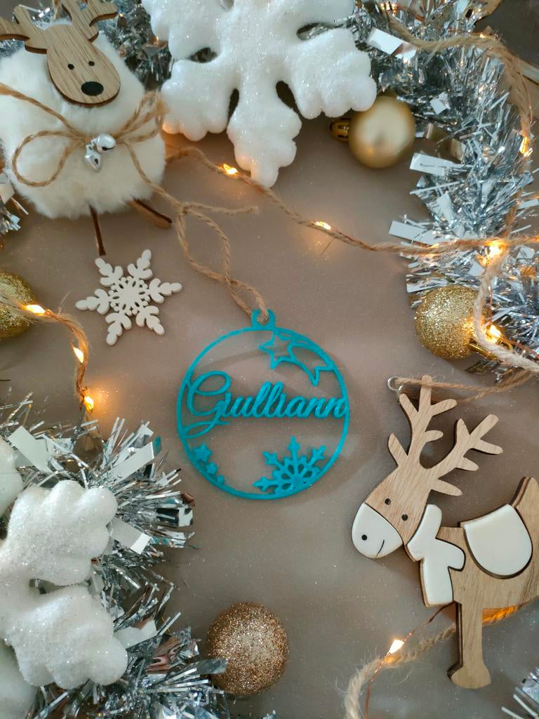 Boule de Noël avec prénom personnalisé