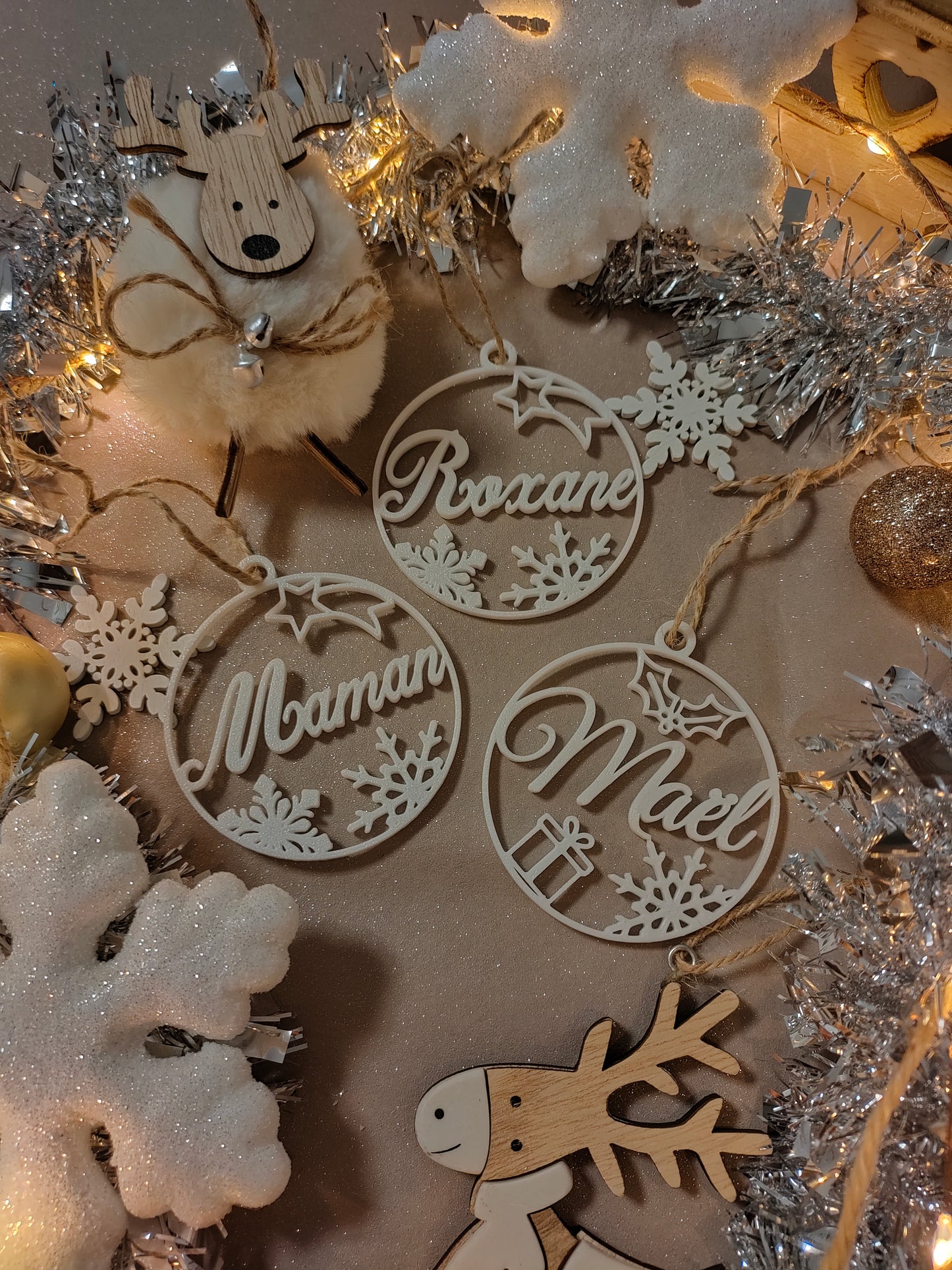 Boule de Noël avec prénom personnalisé